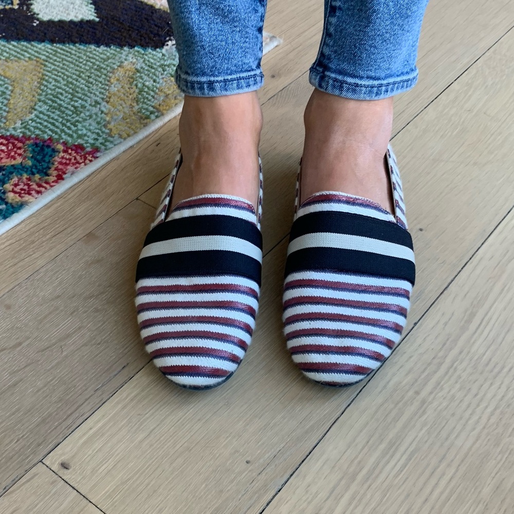ITALIAN DESIGNER MAURO GRIFONI Striped Flats Size 7